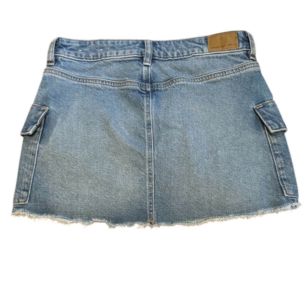 NWT American Eagle Low Rise Denim Cargo Mini Skirt in Light Wash SZ 0 - Picture 4 of 5